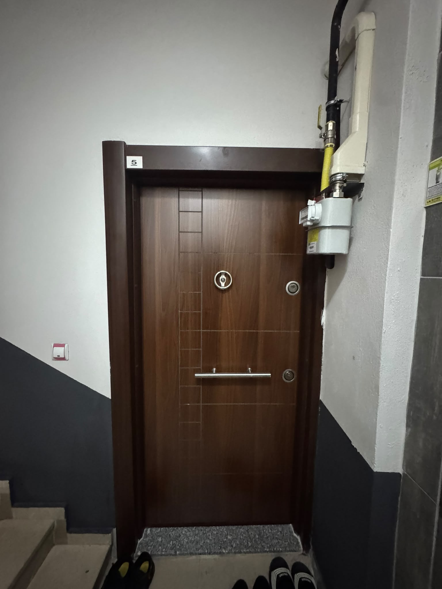 MABEL'DEN FATİH MH. 3+1 2CEPHESİ AÇIK ARA KAT ACİL SATILIK DAİRE